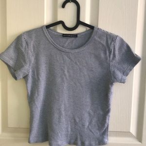 Brandy Melville//cropped T-shirt